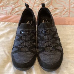 Air-Cooled ArchFit Skechers Slip-On - Size 10